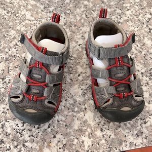 Keen Seacamp II CNX toddler sandals. Used in excellent condition.